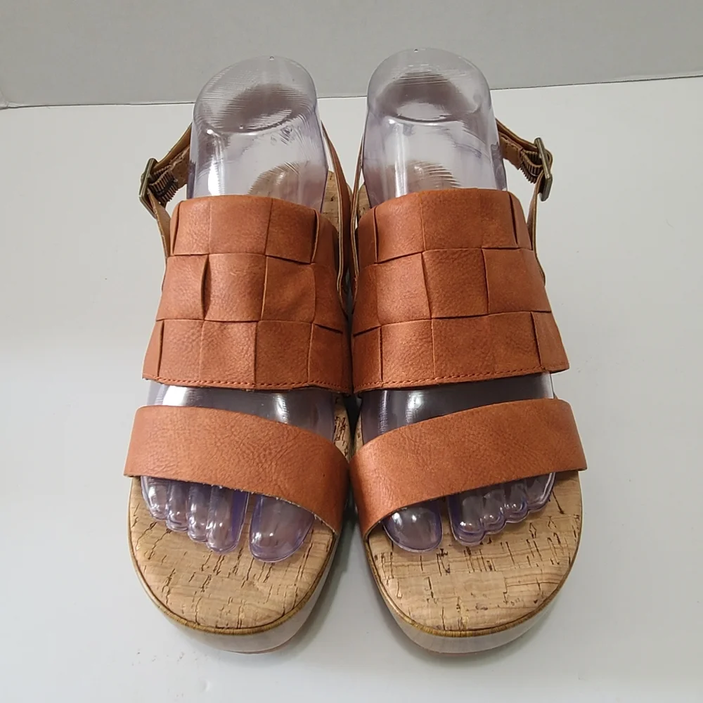 Korks by Kork-Ease Womens Fraya ‎ Vegan Strappy Platform Sandal Size 8 NWOT